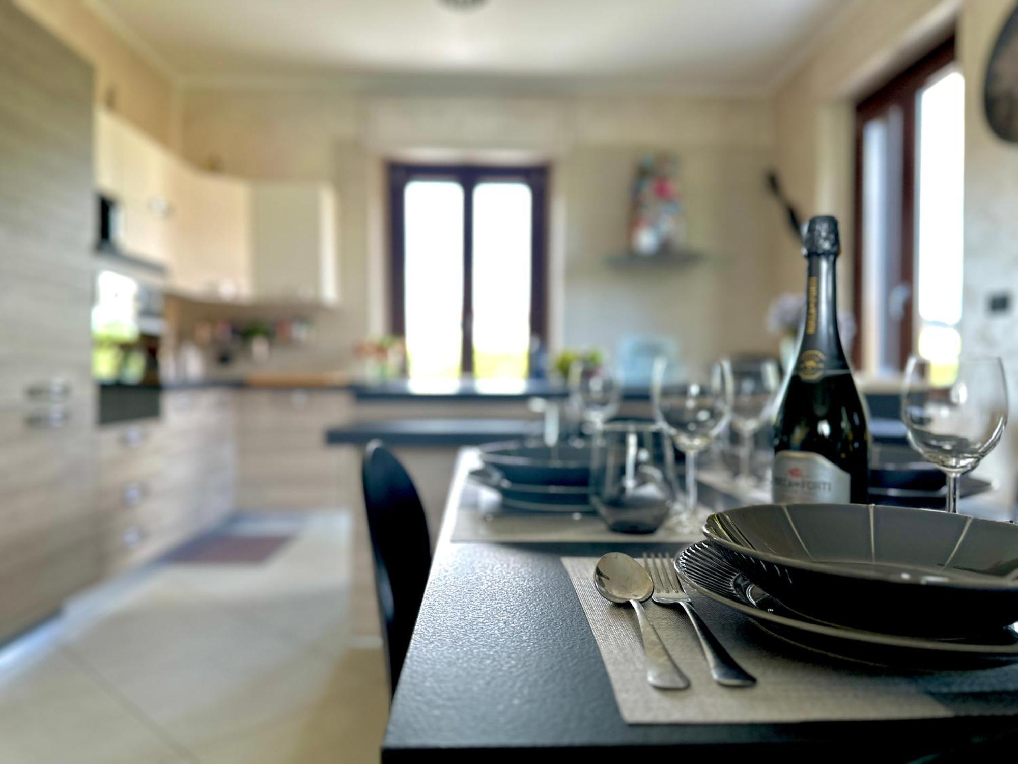 Appartamento In Villa Con Piscina Privata E Jacuzzi Ad Uso Esclusivo Rivarolo Canavese Buitenkant foto