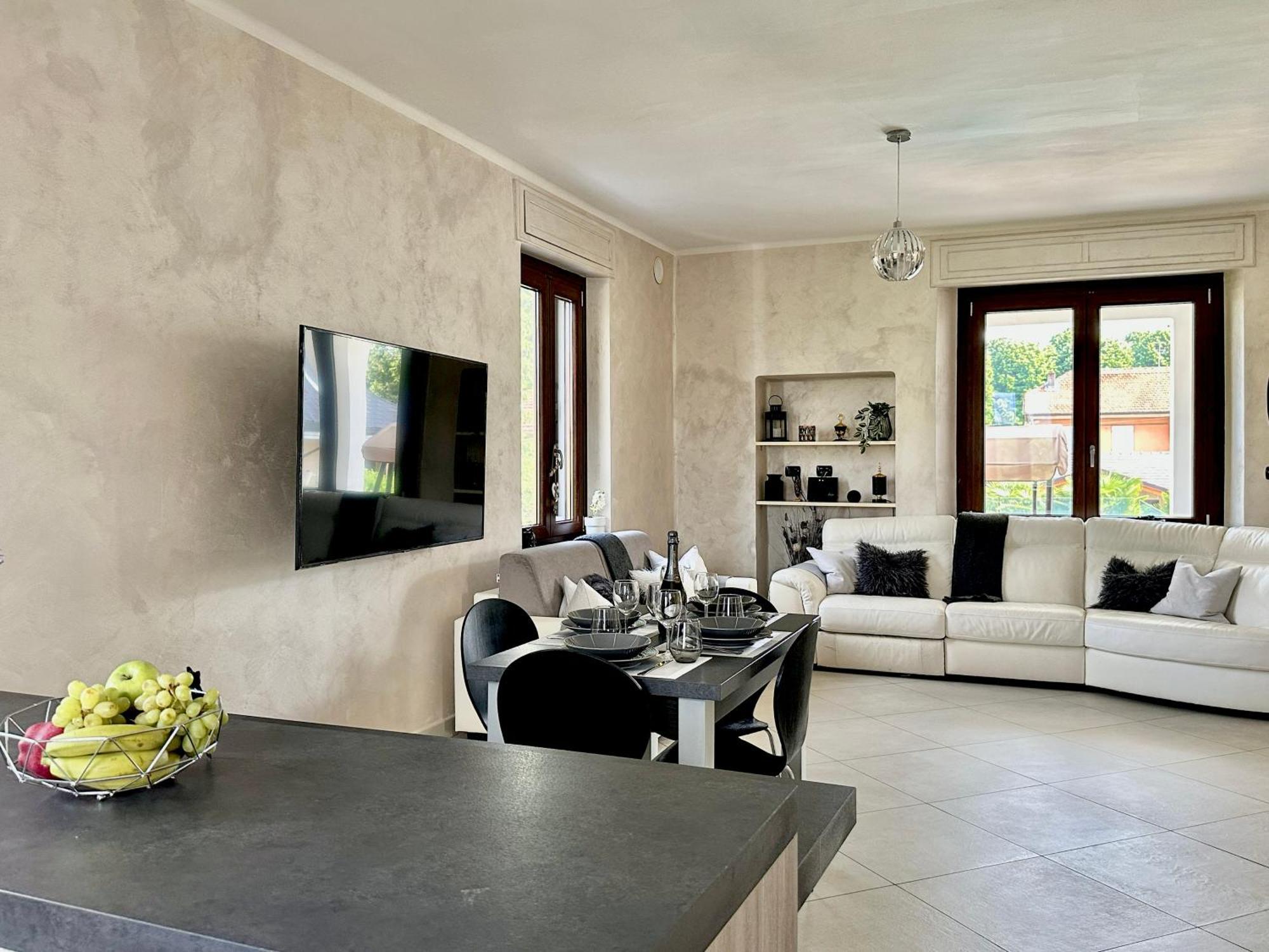 Appartamento In Villa Con Piscina Privata E Jacuzzi Ad Uso Esclusivo Rivarolo Canavese Buitenkant foto