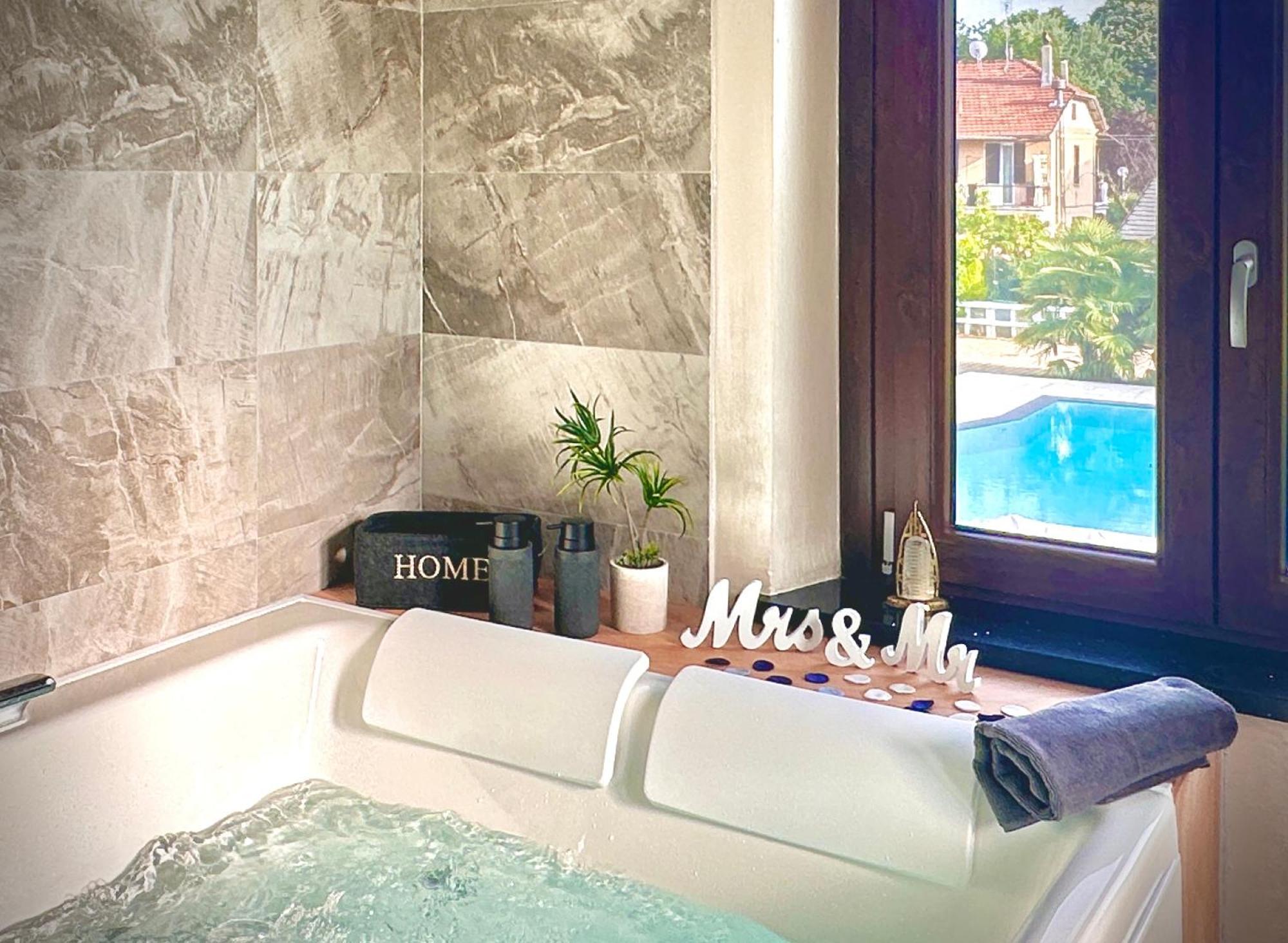 Appartamento In Villa Con Piscina Privata E Jacuzzi Ad Uso Esclusivo Rivarolo Canavese Buitenkant foto